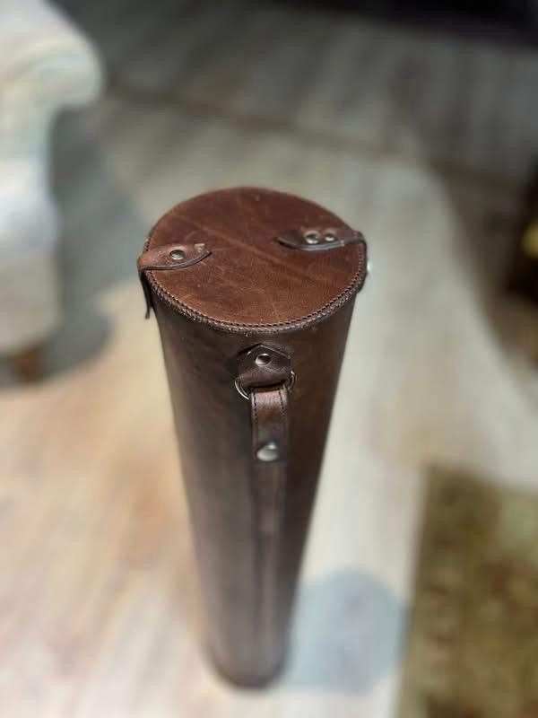 Round leather case, top view